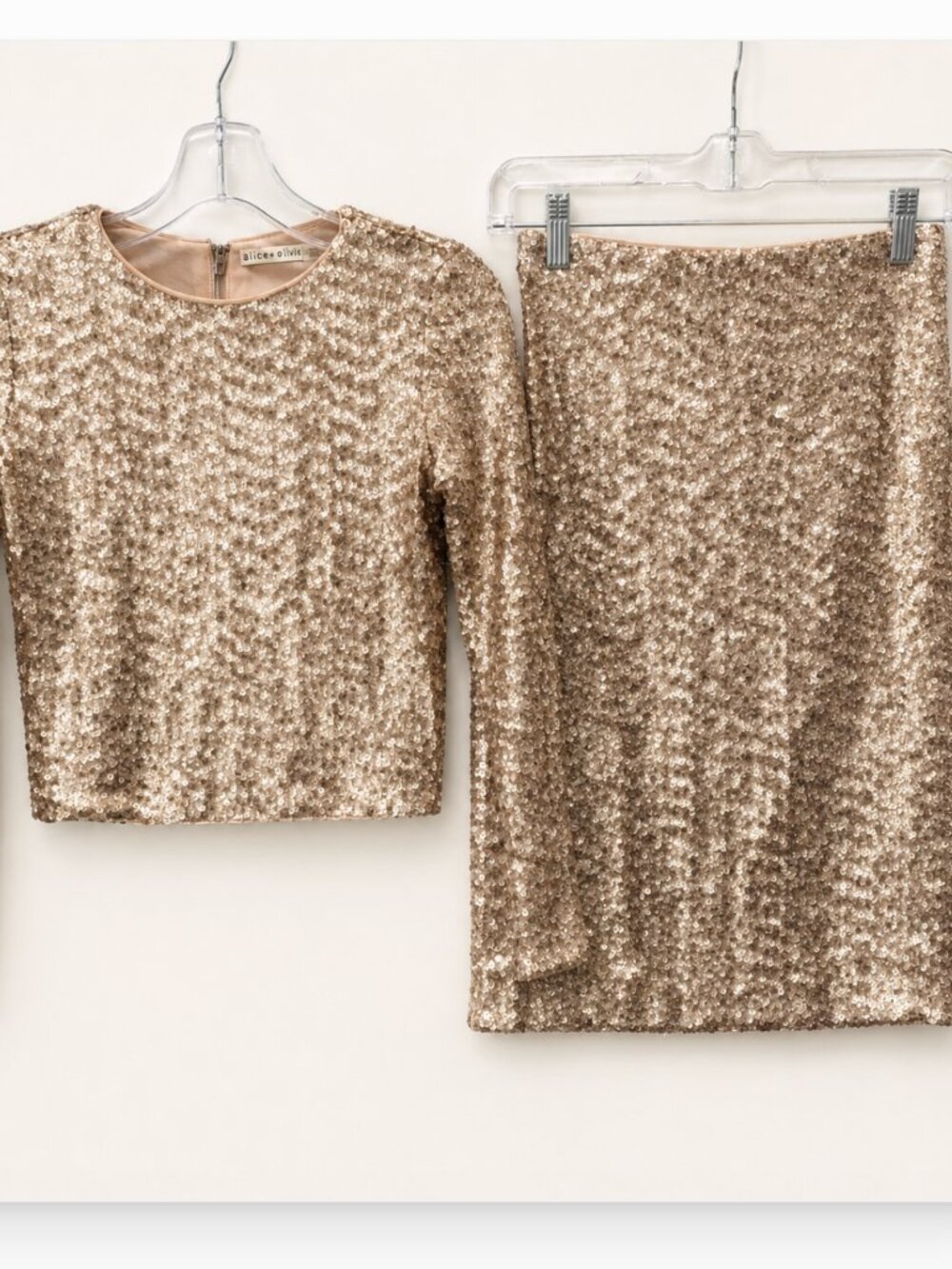 Alice + Olivia Champagne Sequin Long Sleeve Crop Top Skirt Set 0 Co-ord Set